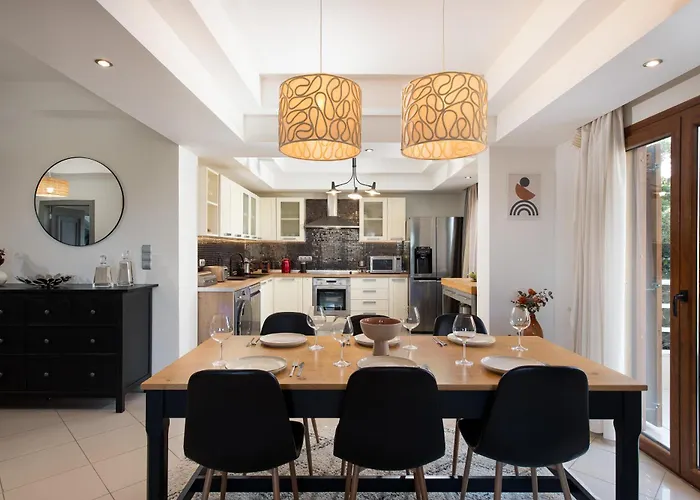 Dora 3 Bedroom Апартаменты *