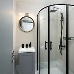 Dora 3 Bedroom * Rhodes City